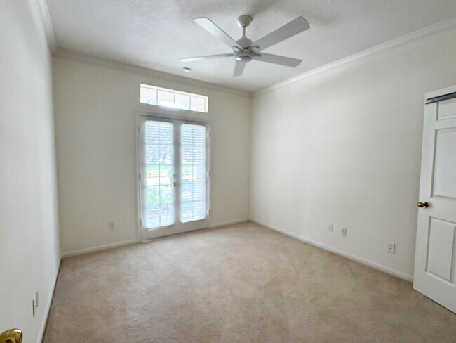 Building Photo - 35 Smokestone Dr
