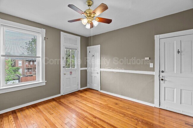 Building Photo - 4109 Hartford St