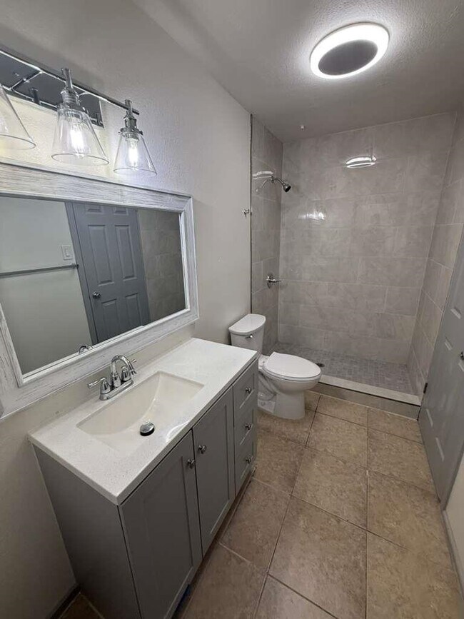 Building Photo - 5500 McPherson Rd