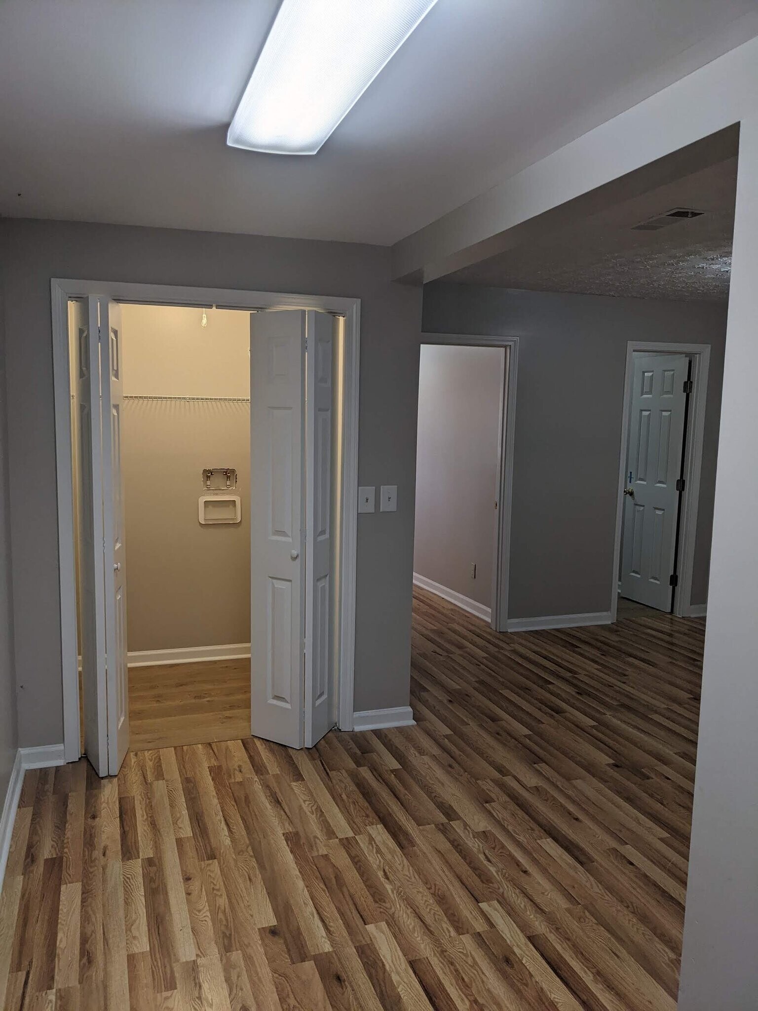 Building Photo - 6339B Gaines Ferry Rd