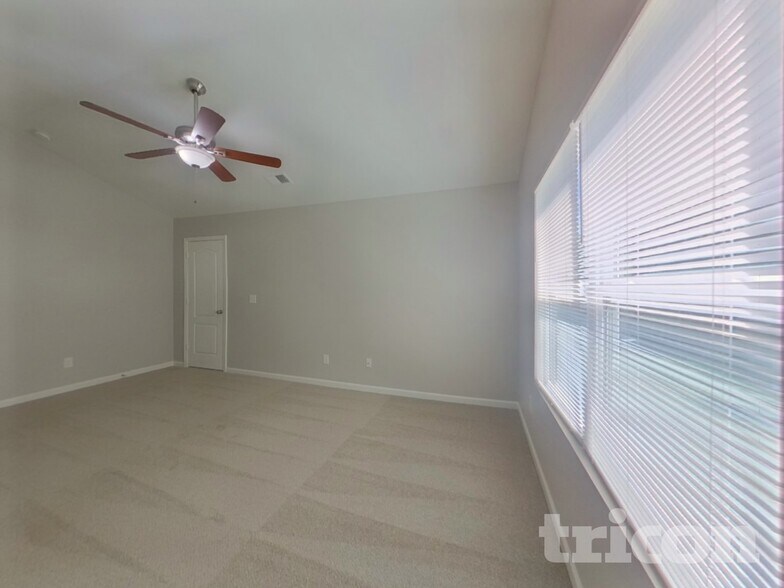 Building Photo - 537 Gentle Breeze Ln