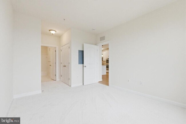 Building Photo - 13724 Neil Armstrong Ave