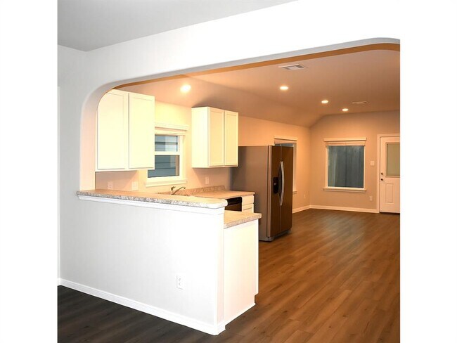 Building Photo - 2312 Mount Locke Path