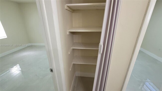 Building Photo - 13240 Port Said Rd