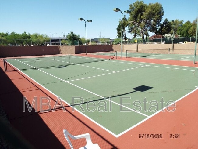 Building Photo - 4554 E Paradise Village Pkwy N