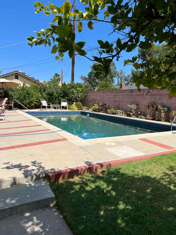 Building Photo - 16332 Nordhoff St