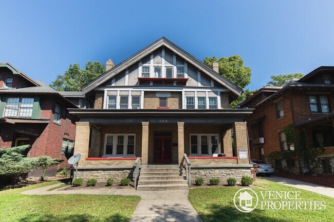 Building Photo - 12 Bedroom on OSU Campus