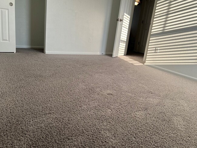 Building Photo - 3-Bedroom Home with Spacious Open Loft for...