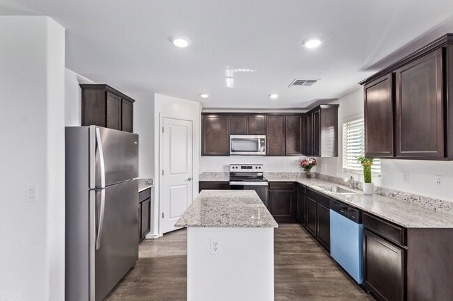 Building Photo - Stunning 2-Story with Modern Living in Flo...