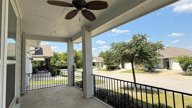 Building Photo - 233 Quemado Dr