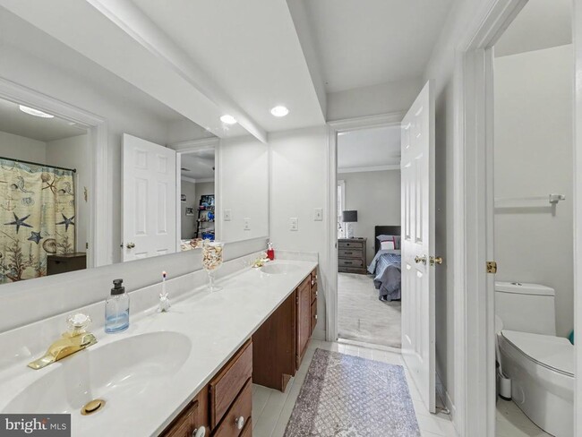 Building Photo - 16652 Purcival Ct