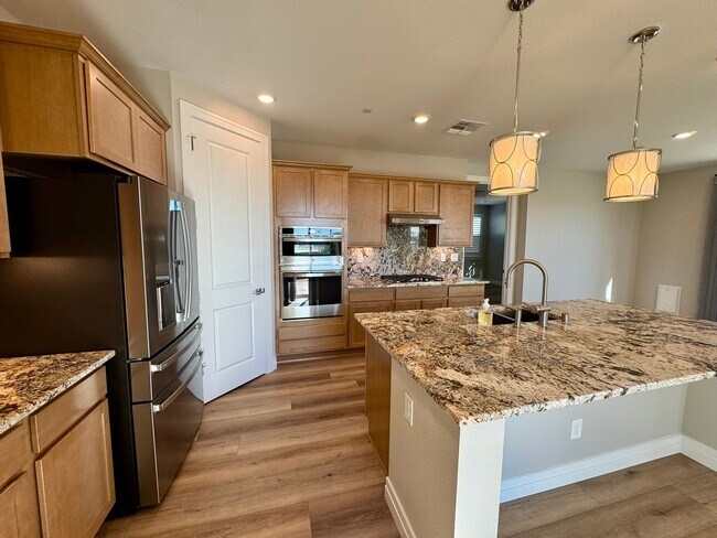 Building Photo - 406 Heirloom- 55+ Silverado Village Community