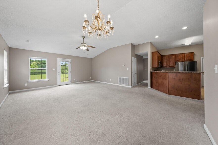 Building Photo - 409 Summer Cove Cir NW