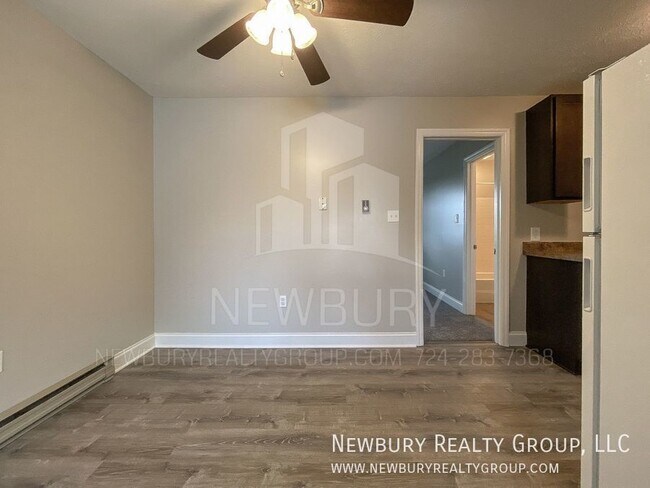 Building Photo - 29 Sunbury Estates