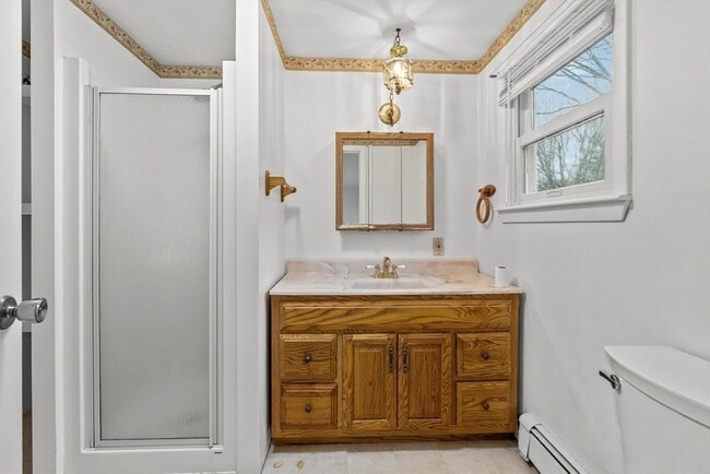 Building Photo - 323 Flagg St