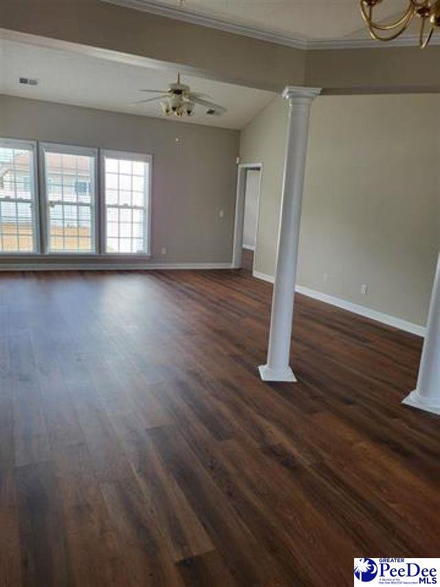 Building Photo - 737 Aster Dr