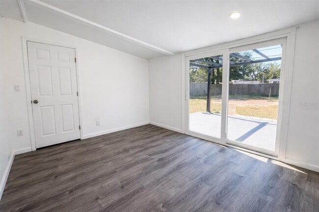 Building Photo - 6000 Dr M.L.K. Jr St N