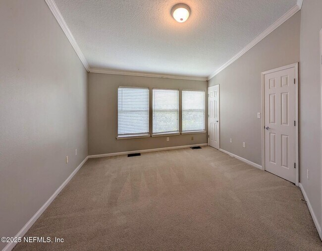 Building Photo - 8090 Summer Cove Ct