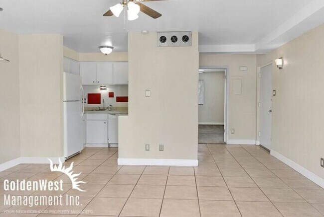 Building Photo - Fantastic 1Bdm 1Ba Midtown Condo Near Ligh...