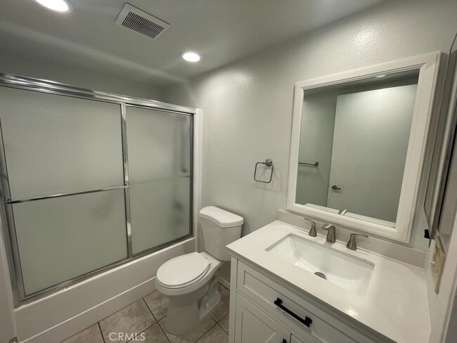 Building Photo - 5369 Algarrobo-