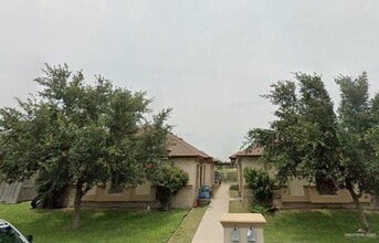 Building Photo - 11 N Lotto Ln