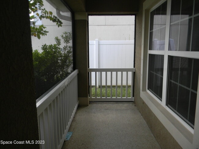 Building Photo - 1576 Alaqua Way