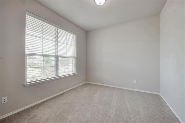 Building Photo - 1504 Emerald Tree Pl