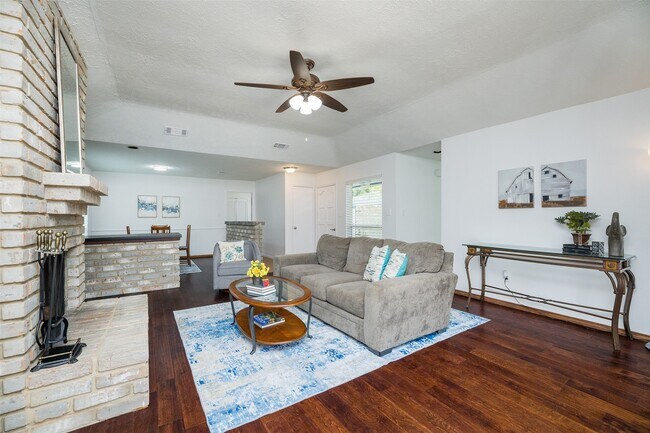 Building Photo - 12410 Pantano Drive