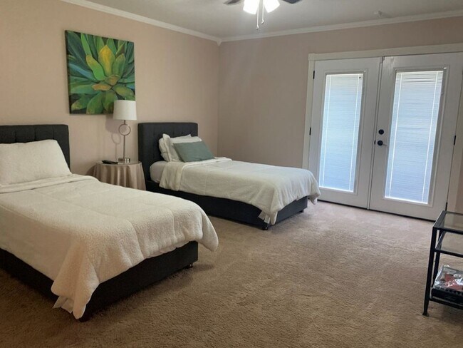 Building Photo - 2716 Rocky Lane Road - 1