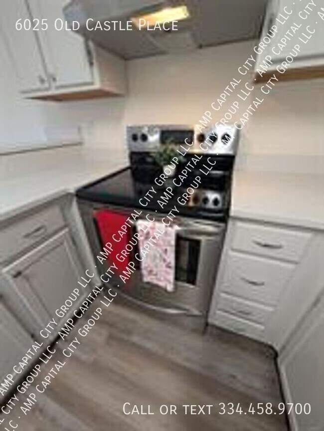 Building Photo - 6025 Old Castle Place-