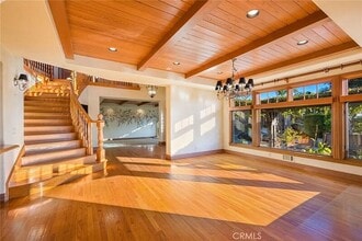 Building Photo - 811 6th St