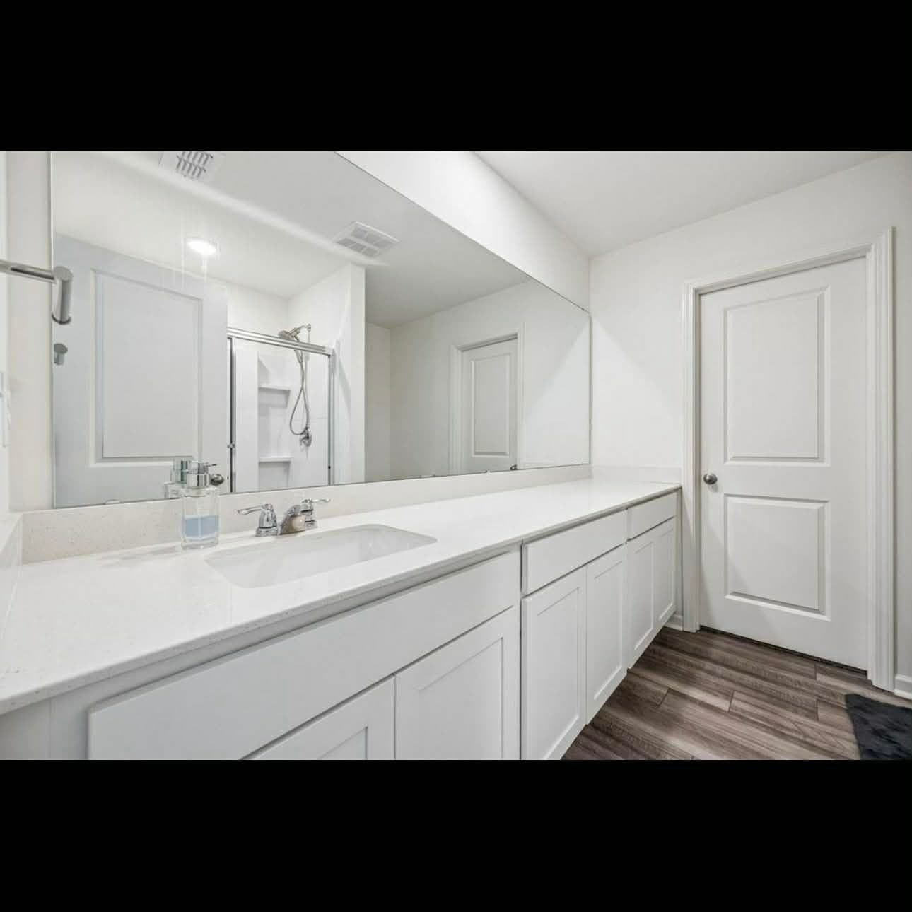 Building Photo - 548 Tillage Ct