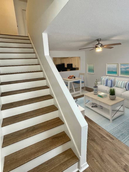 Building Photo - 4821 N Cedar St