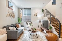 Building Photo - 34 W Cremona St