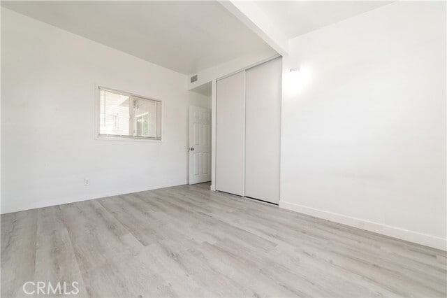 Building Photo - 833 N Eldon Ave
