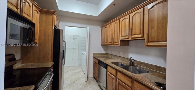 Building Photo - 3590 Coral Wy