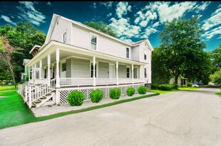 Building Photo - 116 Spruce St