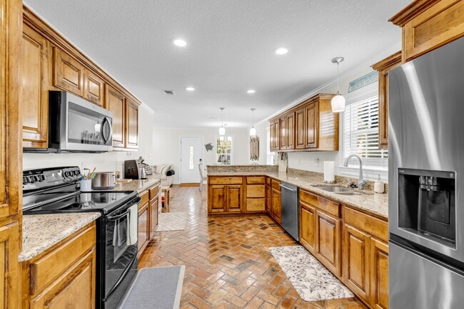 Building Photo - 4115 8th St