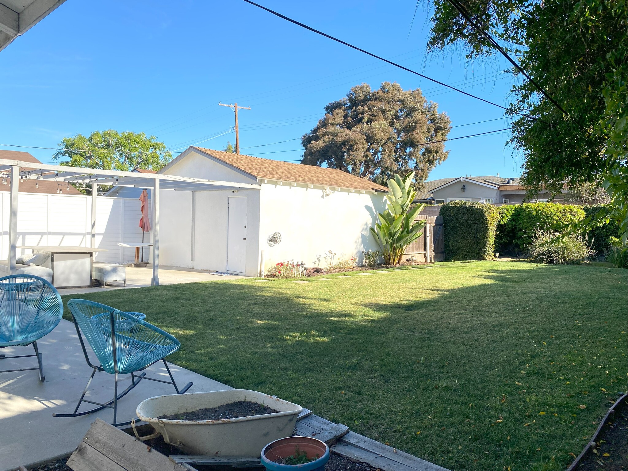 backyard - 2906 Overland Ave
