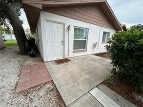 Building Photo - 530 5th Ave W