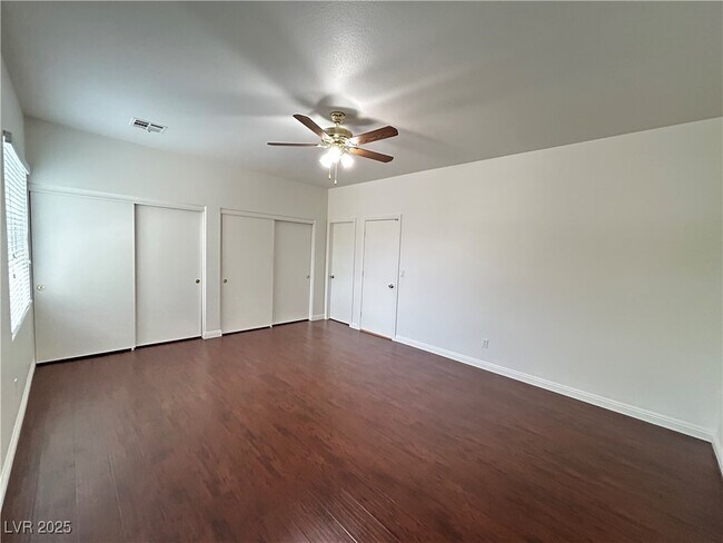 Building Photo - 317 Silver Grove St