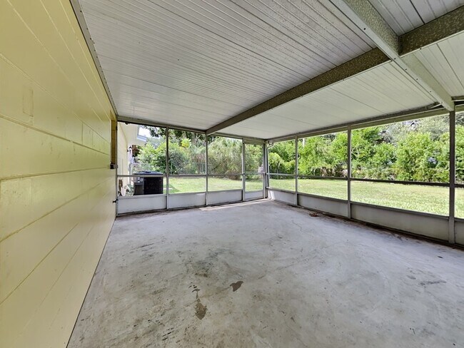 Building Photo - 2810 Bellwood Dr