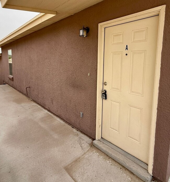 Building Photo - 192 Rio Rd