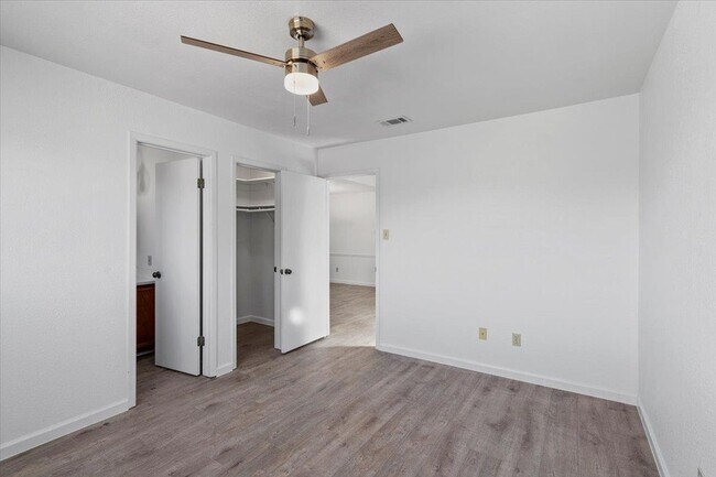 Building Photo - 1312 Zephyr Ln