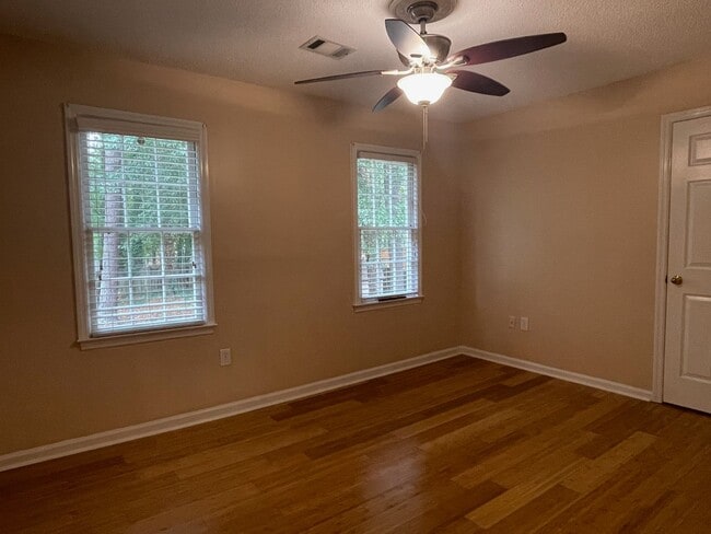 Building Photo - Beautifully Renovated Two-Story Traditional in McEachern High School