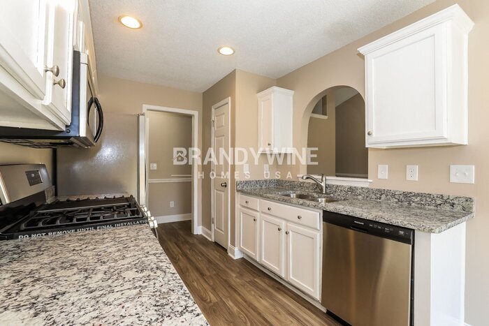Building Photo - 255 Beranda Cir