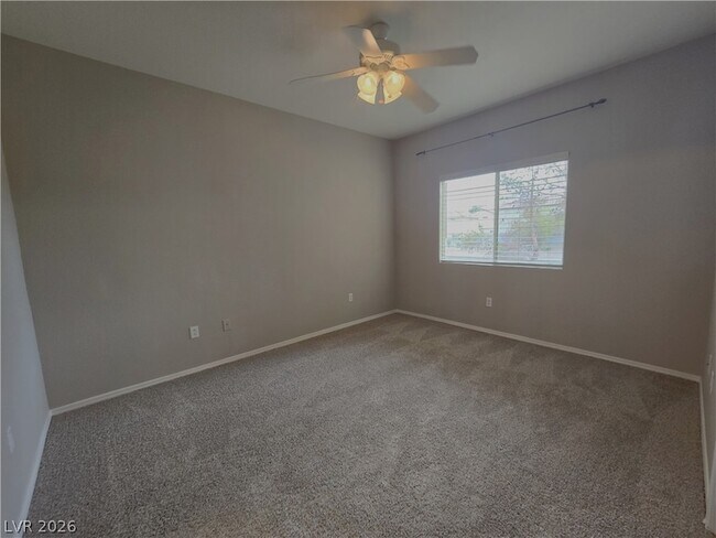 Building Photo - 1050 E Cactus Ave