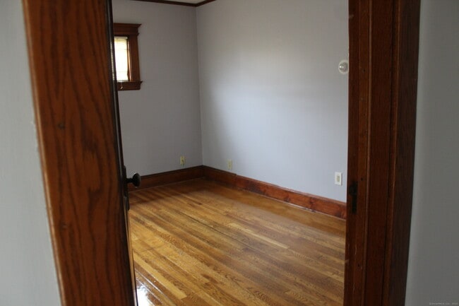 Building Photo - 45 Grandview Terrace
