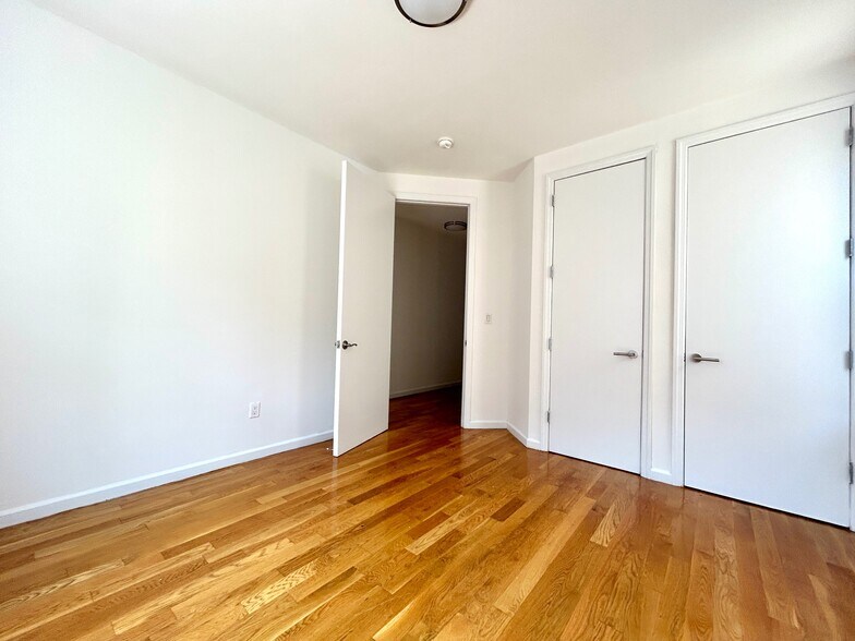 Building Photo - 605 W 137th St