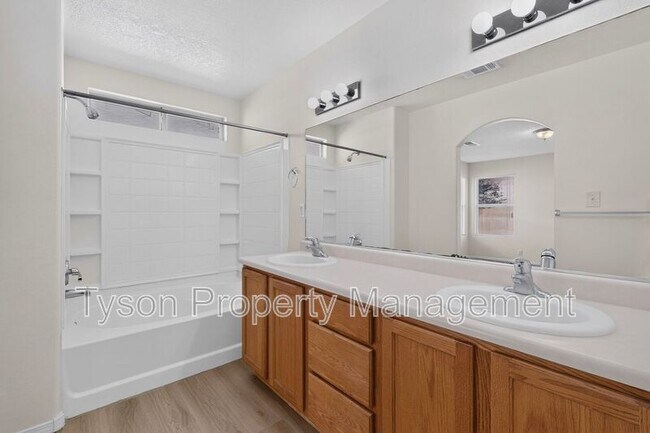 Building Photo - 5905 Night Whisper Rd NW